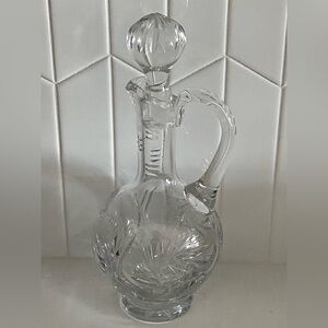 Elegant Crystal Decanter